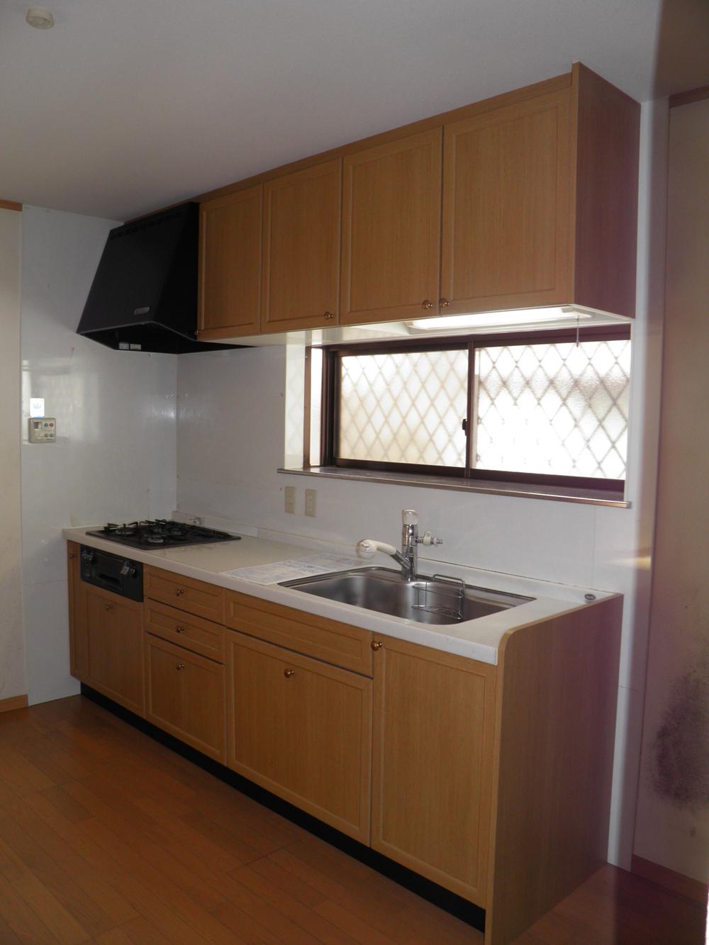 Kitchen. Indoor (June 2013) Shooting