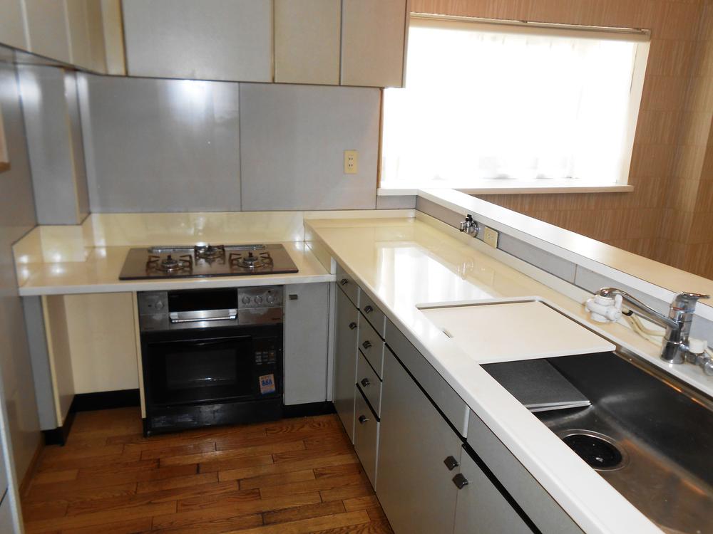 Kitchen. Indoor (January 2014) Shooting