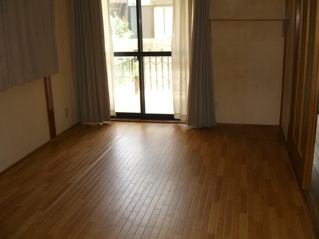 Living. Room (August 2013) Shooting