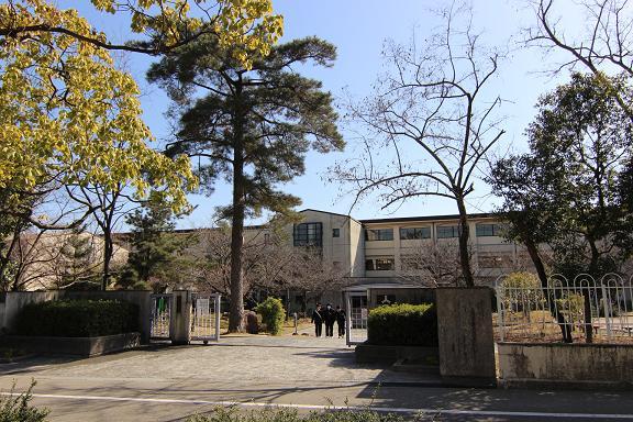 Junior high school. Municipal Kabutoryou until junior high school 880m