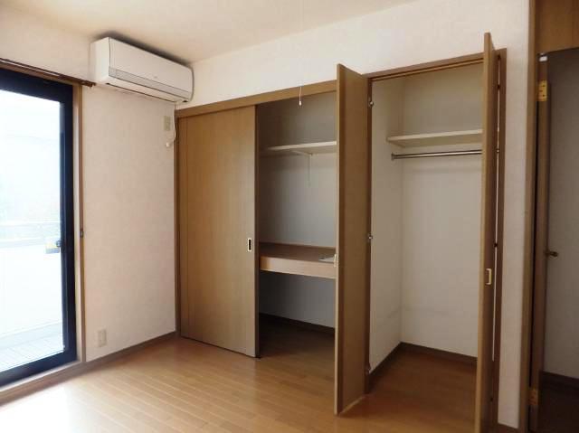 Receipt. There housed in each room.