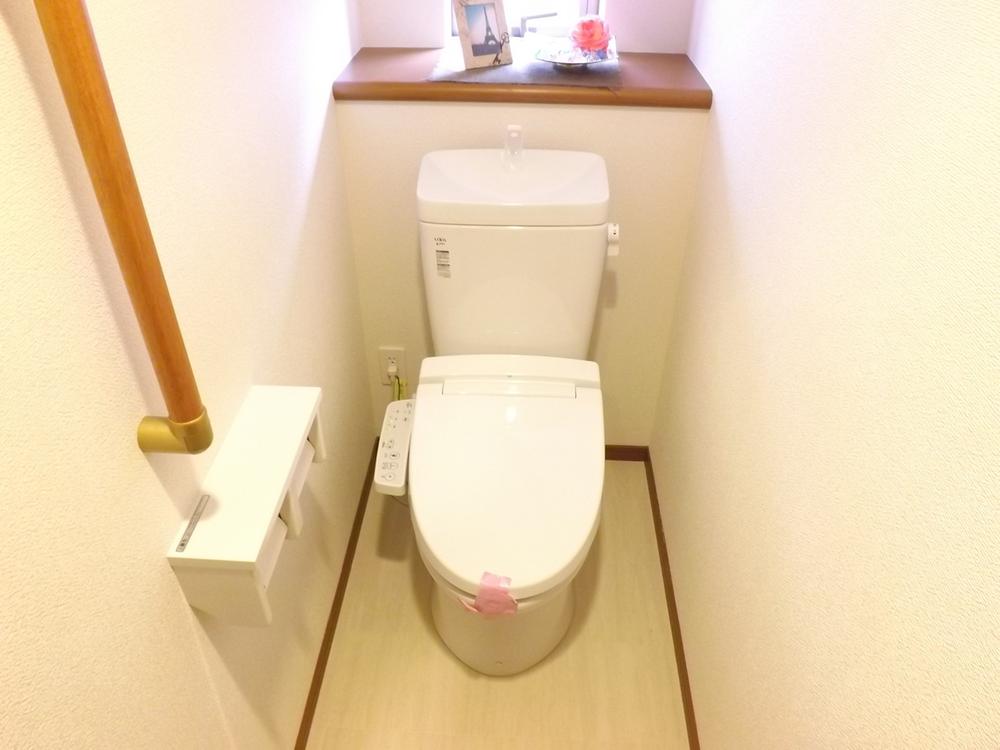 Other Equipment. Local photos (toilet)