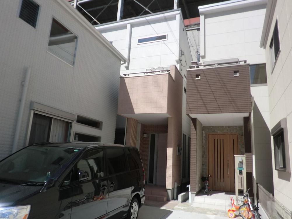 Local appearance photo