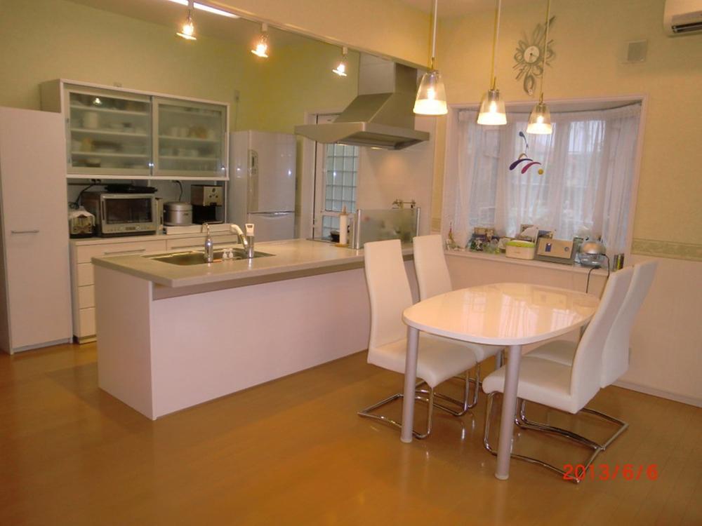 Living. Open living Indoor (June 2013) Shooting