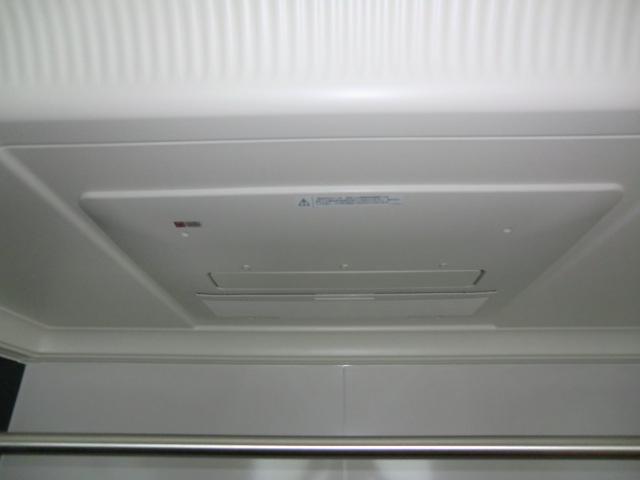 Cooling and heating ・ Air conditioning. Local photo (bathroom heating dryer)