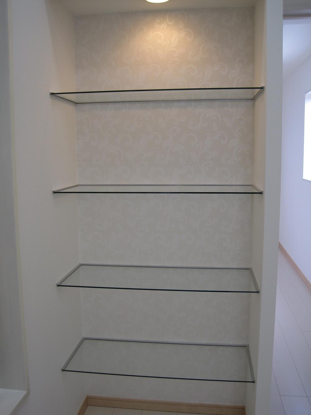 Model house photo. Or holding small objects a little design shelf, You also can use as a display shelf to decorate the room. 