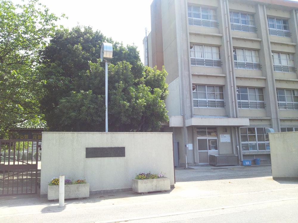 Junior high school. Hiraki 1000m until junior high school