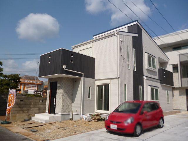 Local appearance photo. Full of sense of openness cityscape