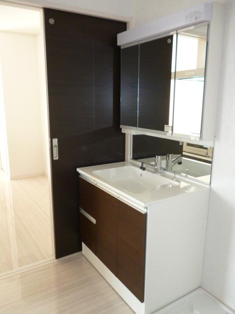 Wash basin, toilet. You can also pass through from the kitchen