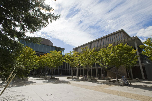 Surrounding environment. Hyogo Performing Arts Center (walk 23 minutes ・ About 1830m)