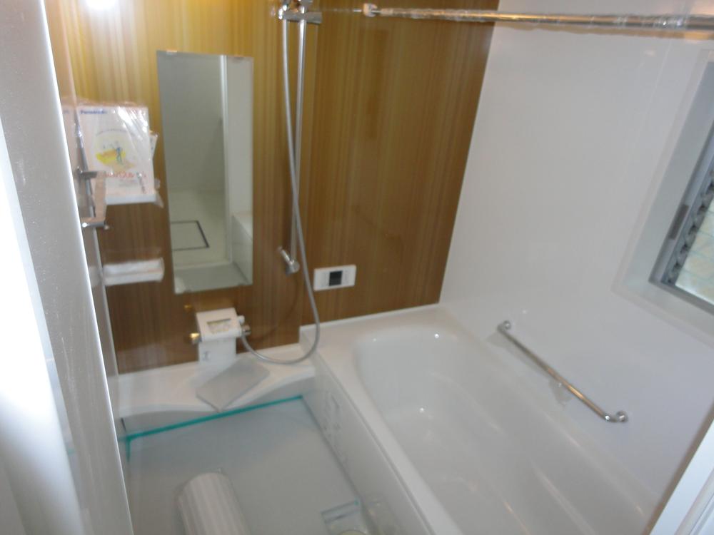 Bathroom. Indoor (September 2013) Shooting