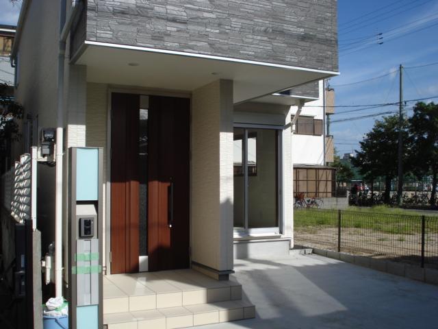 Local appearance photo. Building appearance