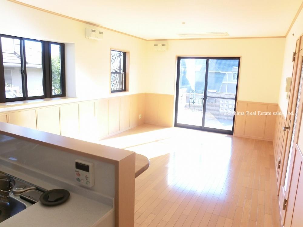 Living. There Pledge LDK16.