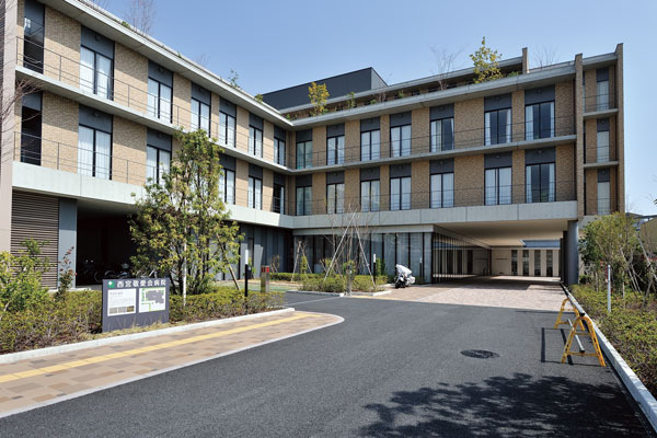 Surrounding environment. Nishinomiya Keiaikai hospital (a 12-minute walk ・ About 940m)