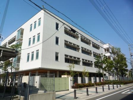 Primary school. Yogai 600m up to elementary school