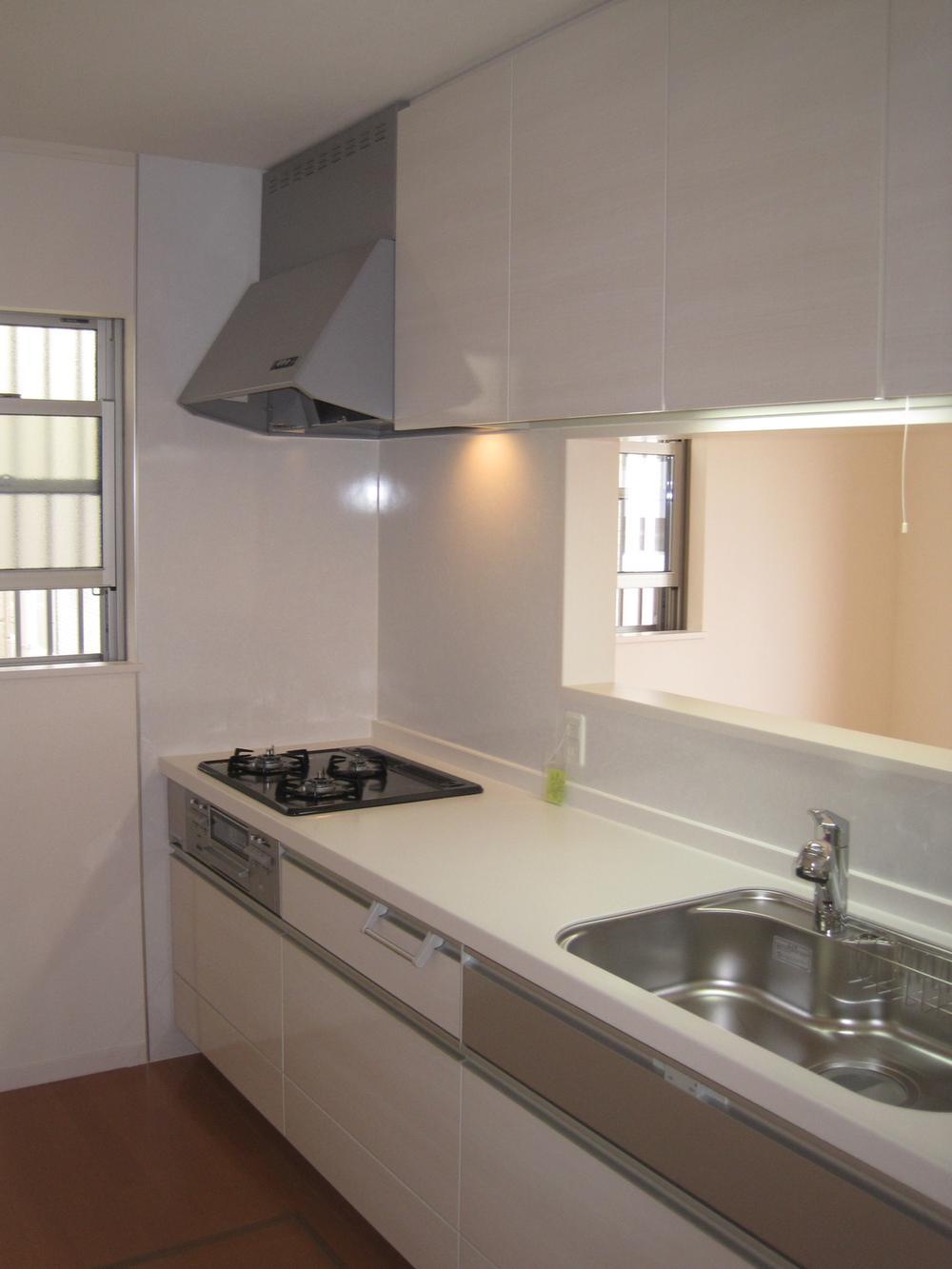 Kitchen. Same specifications