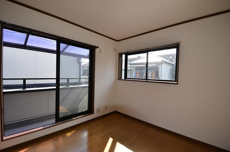 Non-living room. Indoor (April 2013) Shooting