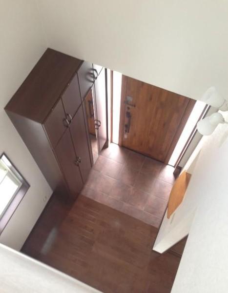 Other introspection. Entrance on is open enough feeling there is a big blow.