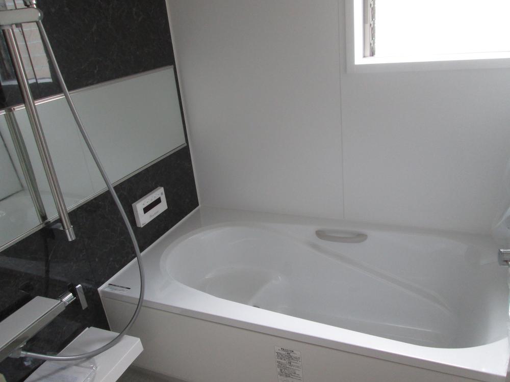 Bathroom. Indoor (12 May 2013) Shooting