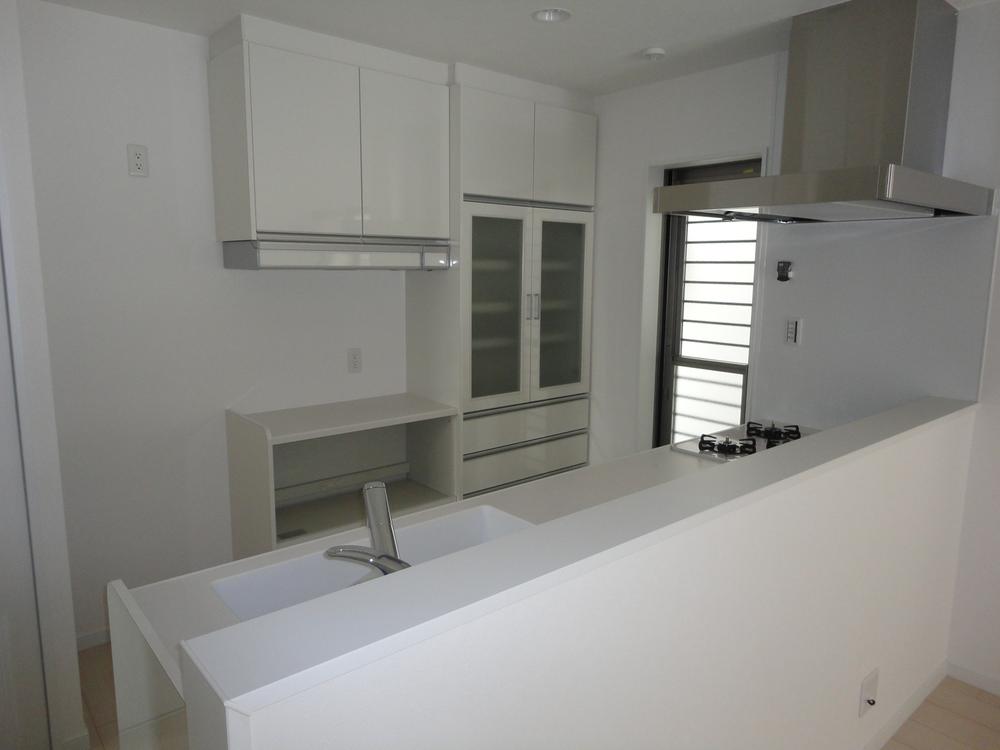 Same specifications photo (kitchen)