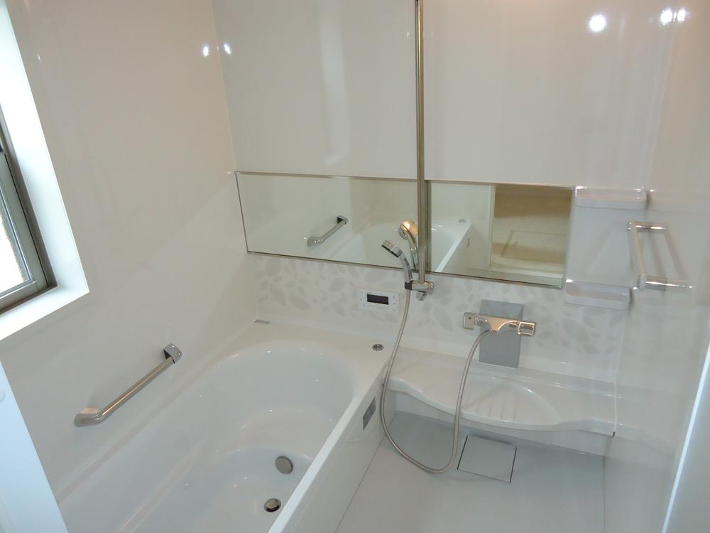 Bathroom. Room (August 2013) Shooting