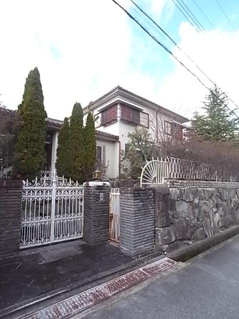 Local photos, including front road