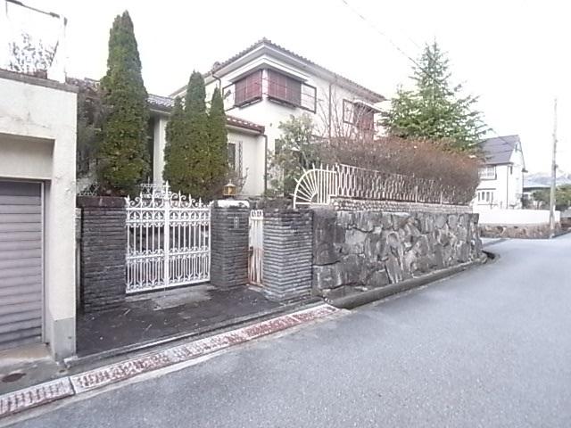 Local photos, including front road