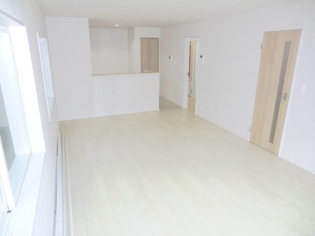 Same specifications photos (living). Same specifications photos (living) Unnecessary and easy care wax! 