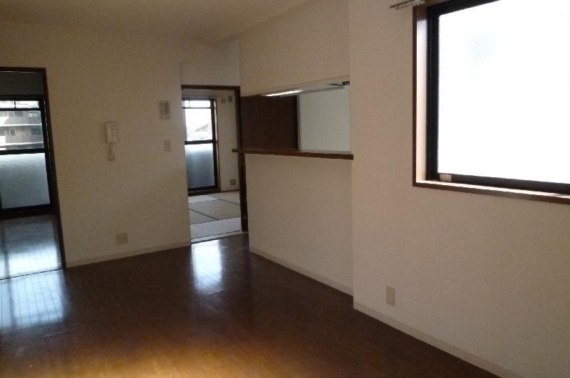 Living and room. living ~ Western style room ・ Japanese-style room