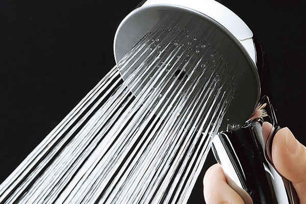 Bathing-wash room.  [Switch spray shower] Switch spray shower to reduce the waste of hot water has been adopted (same specifications)
