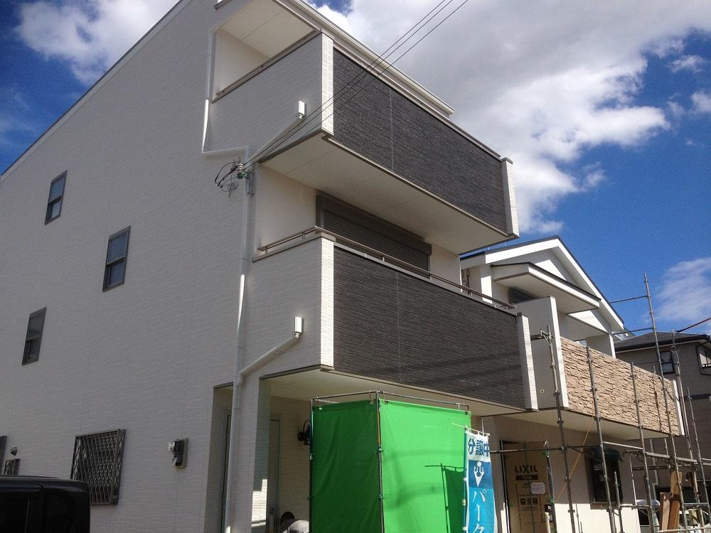 Local appearance photo. Local (10 May 2013) Shooting