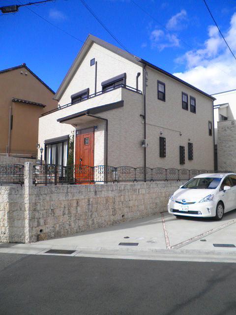 Local appearance photo. Local (06 May 2013) Shooting