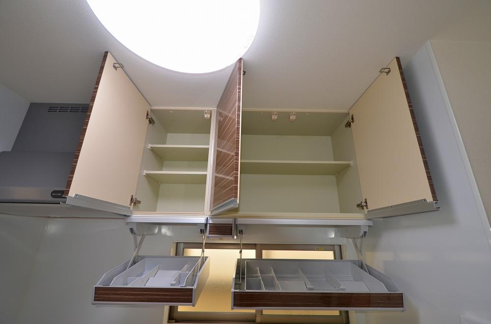 Kitchen. Indoor (12 May 2013) Shooting