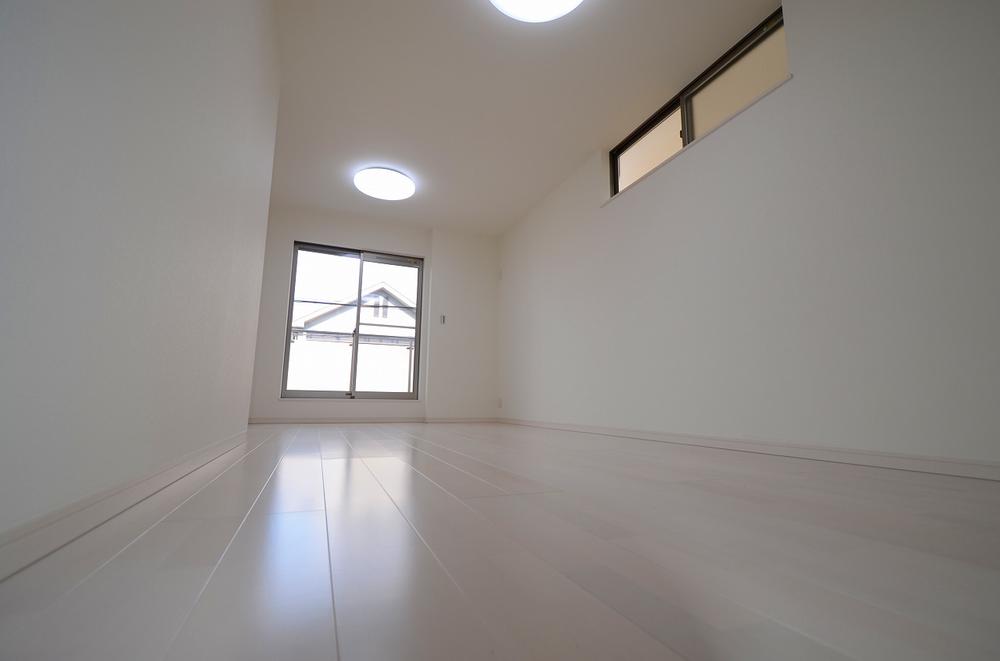 Living. Indoor (12 May 2013) Shooting