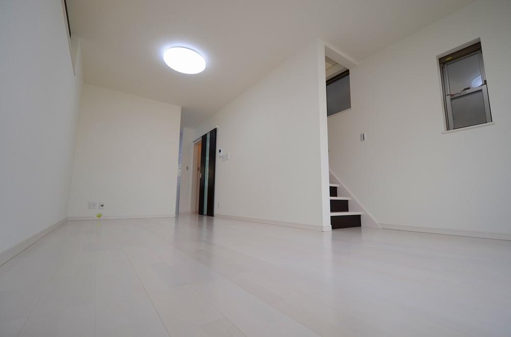 Living. Indoor (12 May 2013) Shooting