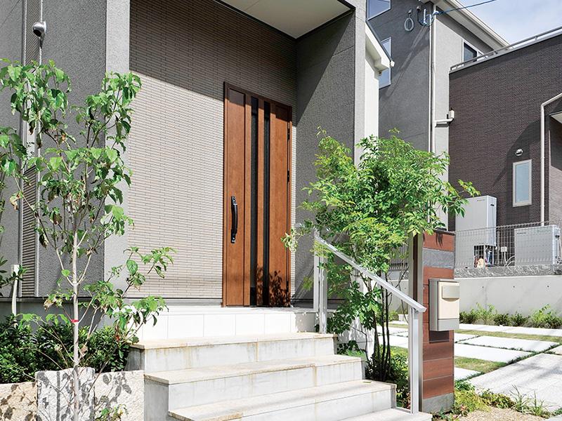 Local appearance photo. Appearance (09 May 2013) Shooting