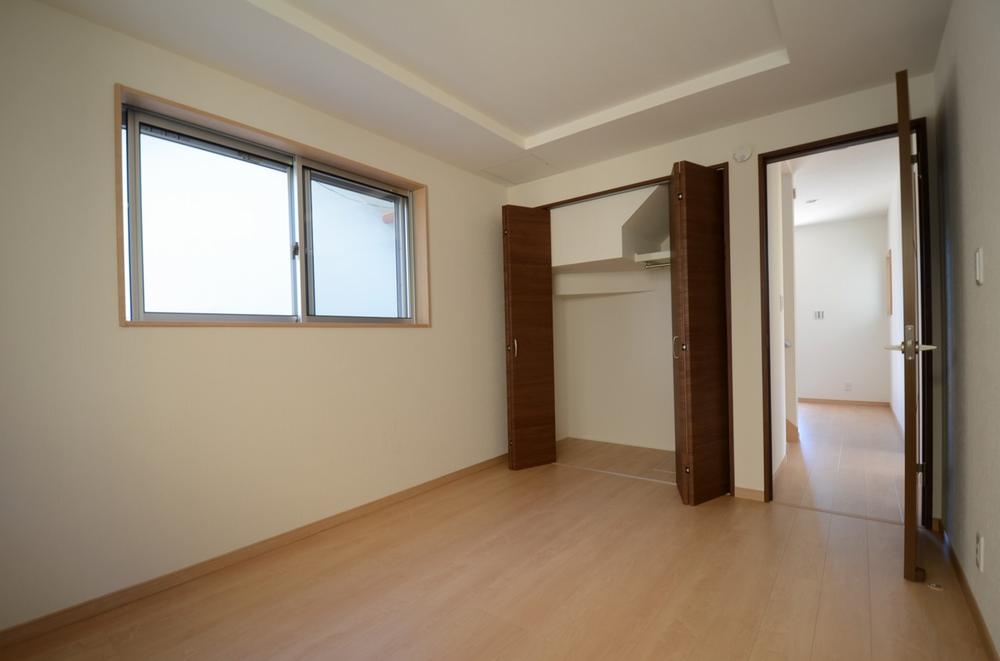 Non-living room. Indoor (September 2013) Shooting