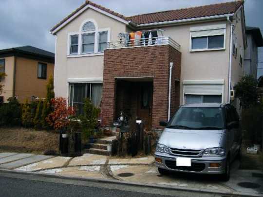 Local appearance photo. Building appearance: Cars are not included in the price.