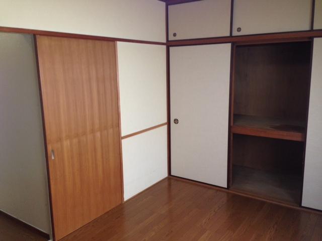 Non-living room. 2F Western-style 6 Pledge