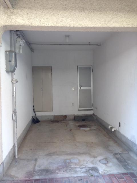 Parking lot. Local (11 May 2013) Shooting