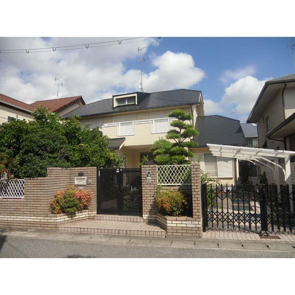 Local appearance photo. Local (10 May 2013) Shooting