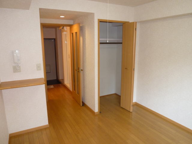 Living and room. Western-style 3