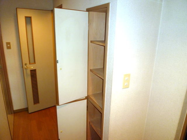 Receipt. Storage of the corridor