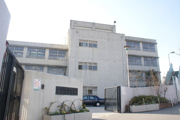 Primary school. KitaShukugawa up to elementary school (elementary school) 920m