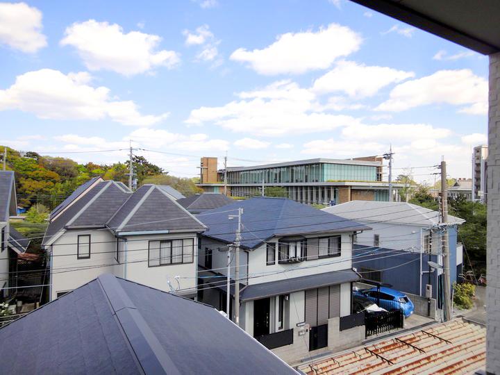 View photos from the dwelling unit. View from local (April 2013) Shooting Overlooking the east side Mukogawagakuin campus!