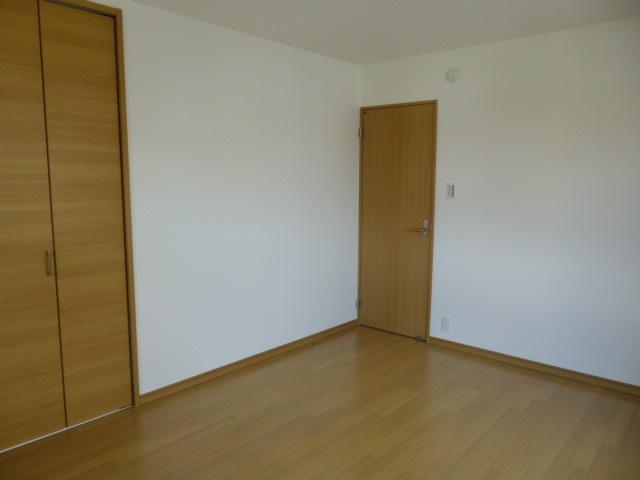 Same specifications photos (Other introspection). Same specifications