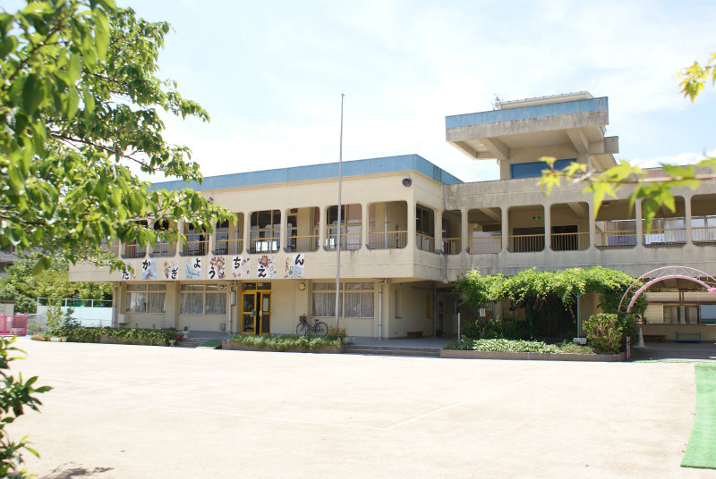 kindergarten ・ Nursery. Takagi kindergarten (kindergarten ・ 557m to the nursery)