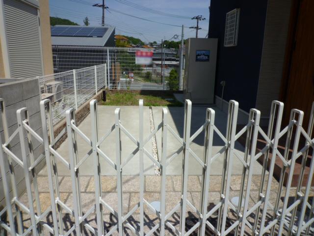 Parking lot. Local (May 2013) Shooting