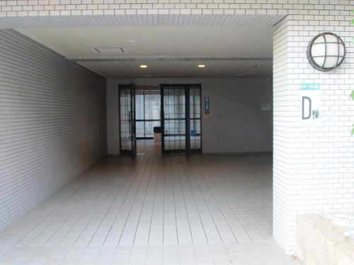 Entrance. Building D Entrance