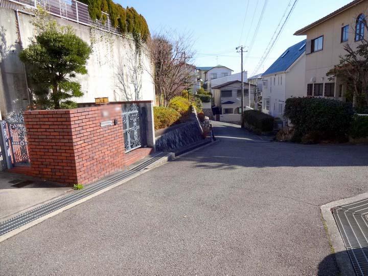 Local photos, including front road. KinoeYoen MeJin'yama town feel the four seasons!